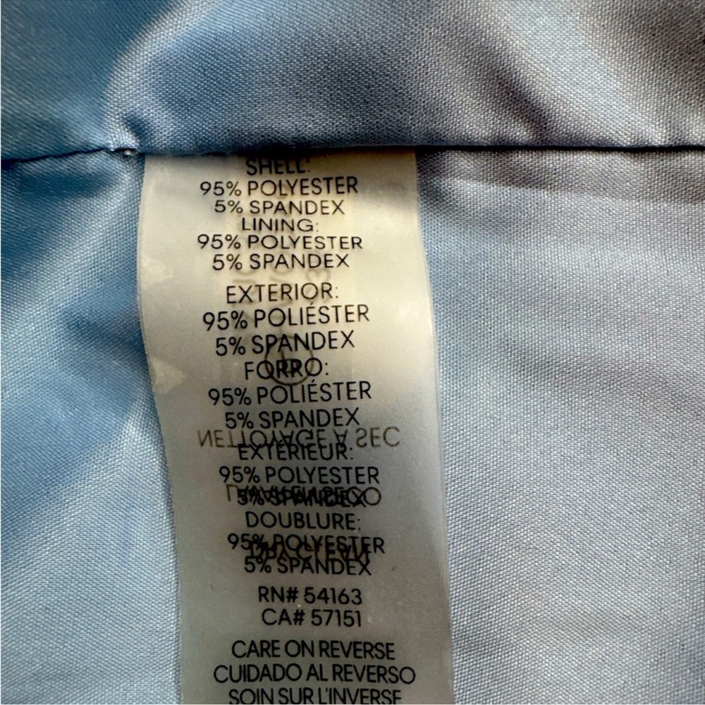 CALVIN KLEIN Powder Blue Blazer, Size 8. - Picture 8 of 12